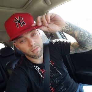 Meet your Posher, Eric